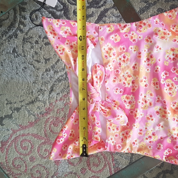 Onia swimsuit - summer floral 💐 - Picture 6 of 6